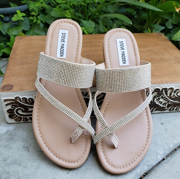 Sassy Steve Madden Rhinestone Flat Sandals - Picture 2 of 10